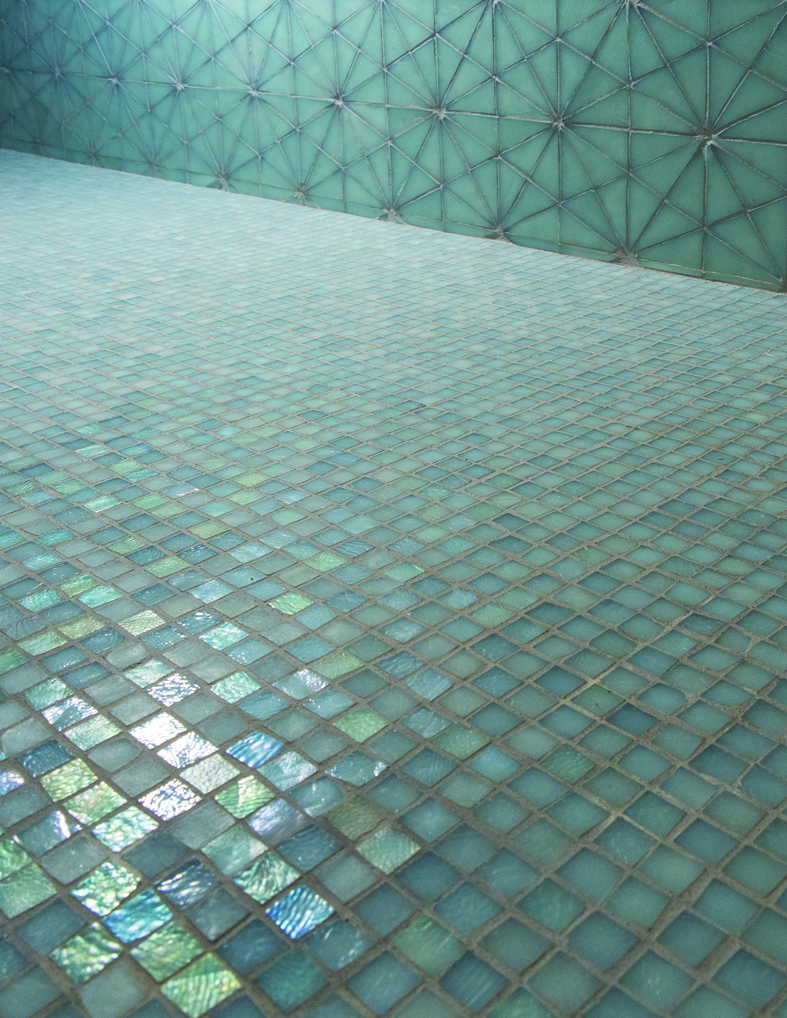 Denny bath floor detail